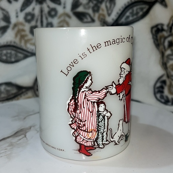Vintage Holly Hobbie "Love is The Magic Of Christmas" Christmas Mug - Picture 2 of 10